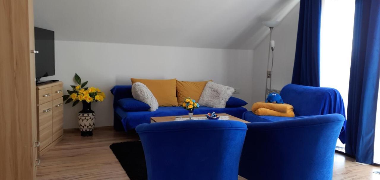 Mieszkanko Z Tarasem Limanowa Bagian luar foto