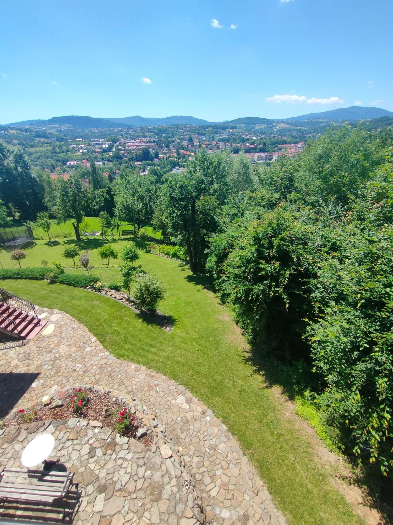 Mieszkanko Z Tarasem Limanowa Bagian luar foto