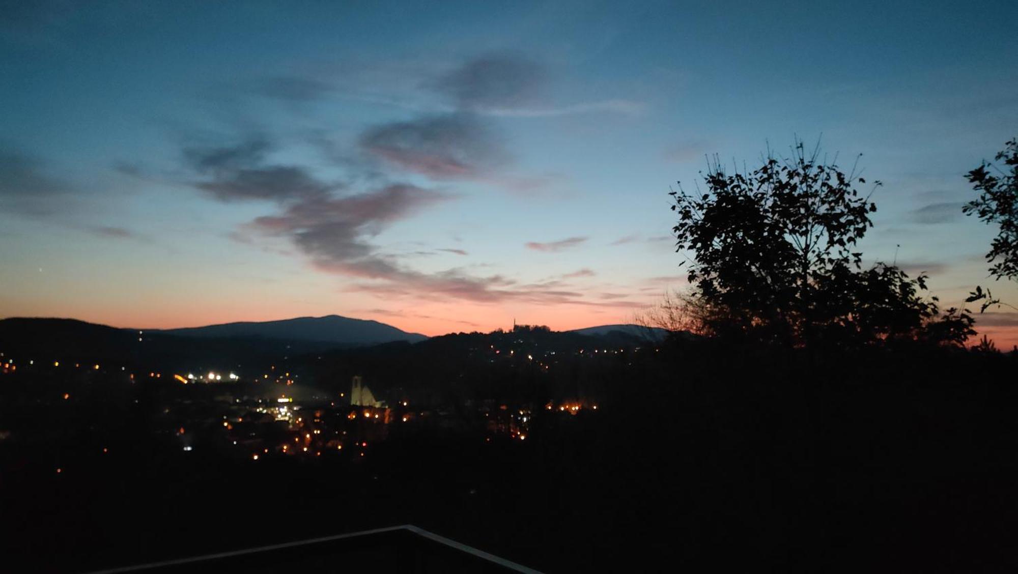 Mieszkanko Z Tarasem Limanowa Bagian luar foto
